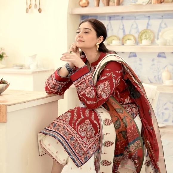 Preloved as good as new - Picture 3 of 3